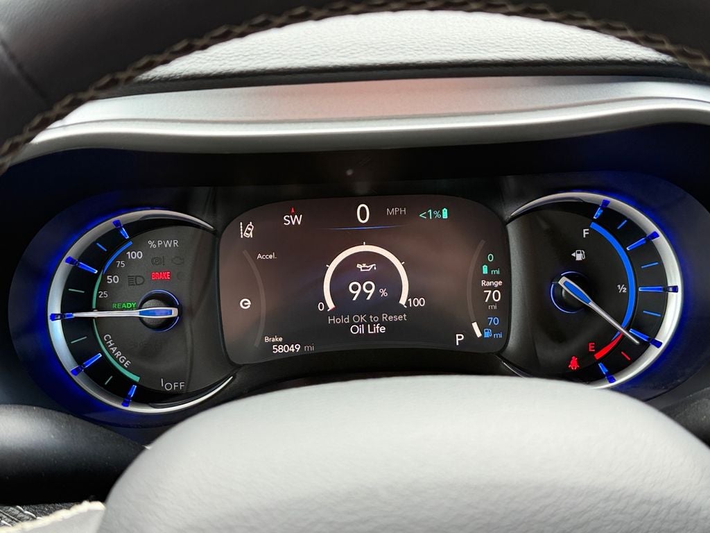 2023 Chrysler Pacifica Hybrid Touring L