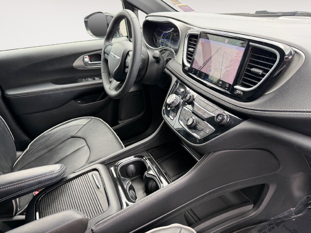 2023 Chrysler Pacifica Hybrid Limited