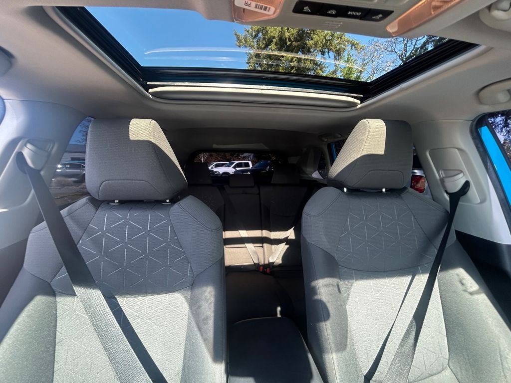 2020 Toyota RAV4 Hybrid XLE