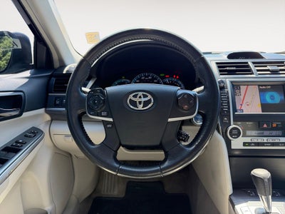 2012 Toyota Camry Hybrid XLE