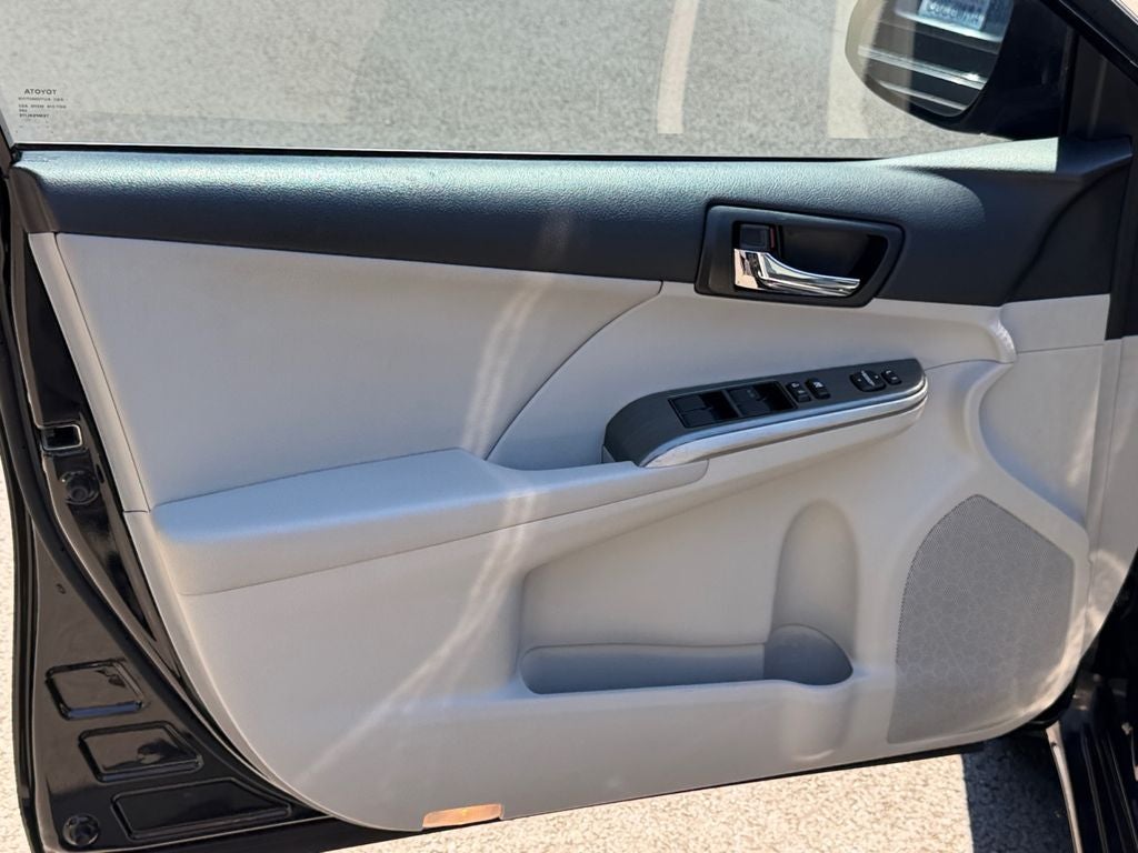 2012 Toyota Camry Hybrid XLE