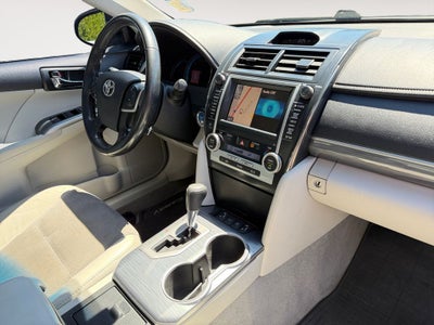 2012 Toyota Camry Hybrid XLE