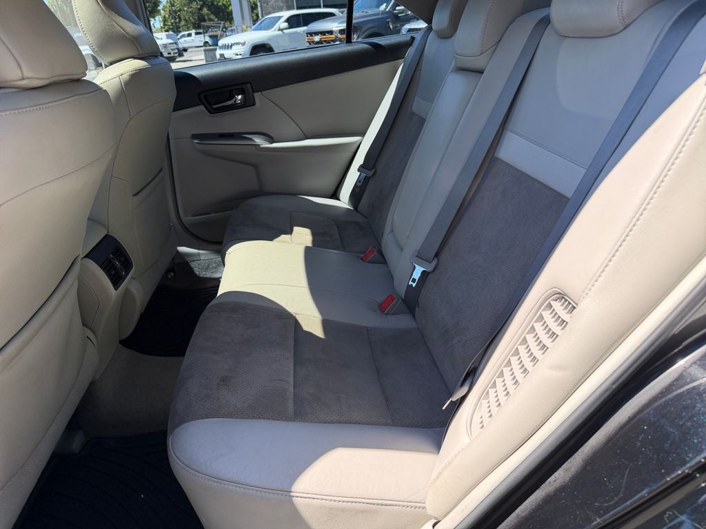 2012 Toyota Camry Hybrid XLE