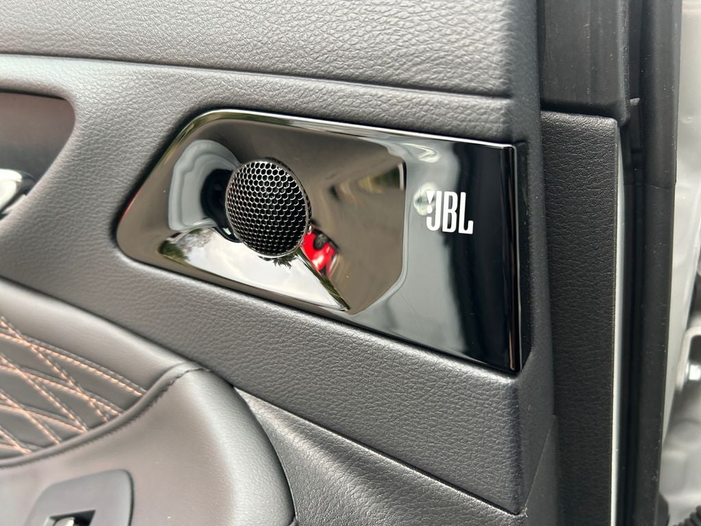 2022 Toyota Avalon Hybrid Limited