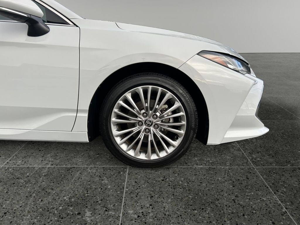 2022 Toyota Avalon Hybrid Limited