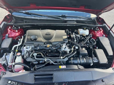 2020 Toyota Camry Hybrid XLE