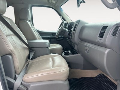 2014 Nissan NV Passenger SL