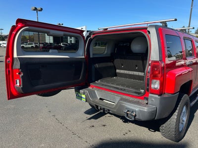 2010 Hummer H3 Base