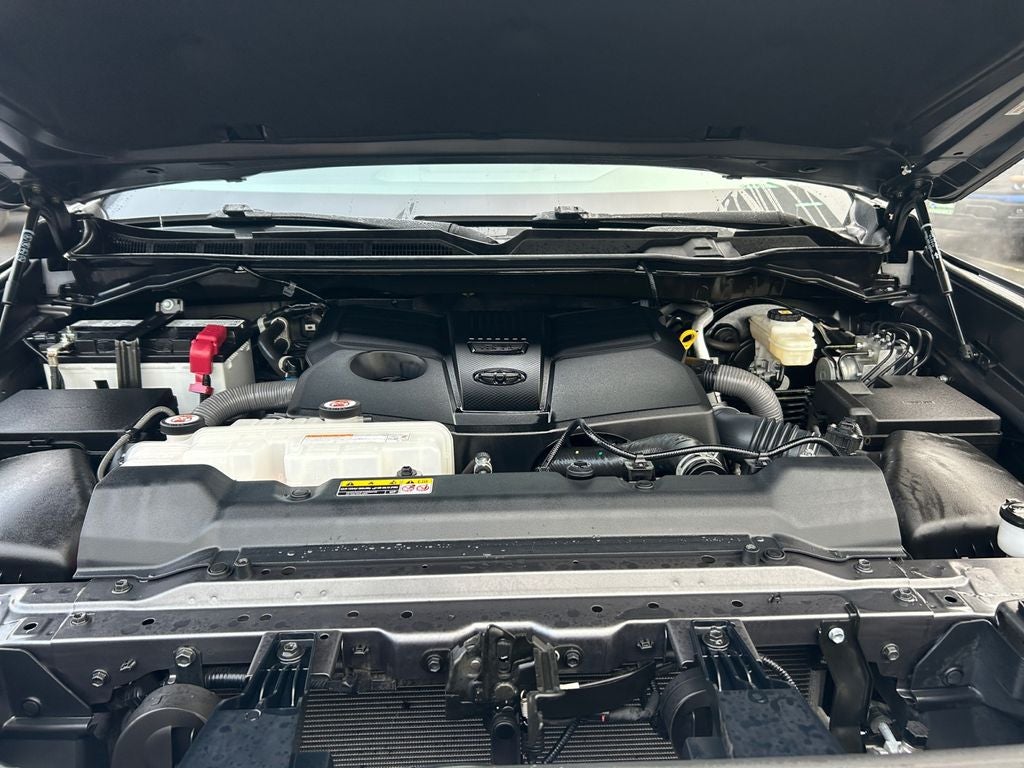 2023 Toyota Tundra Platinum 6" LIFTED W/ FUEL WHEELS