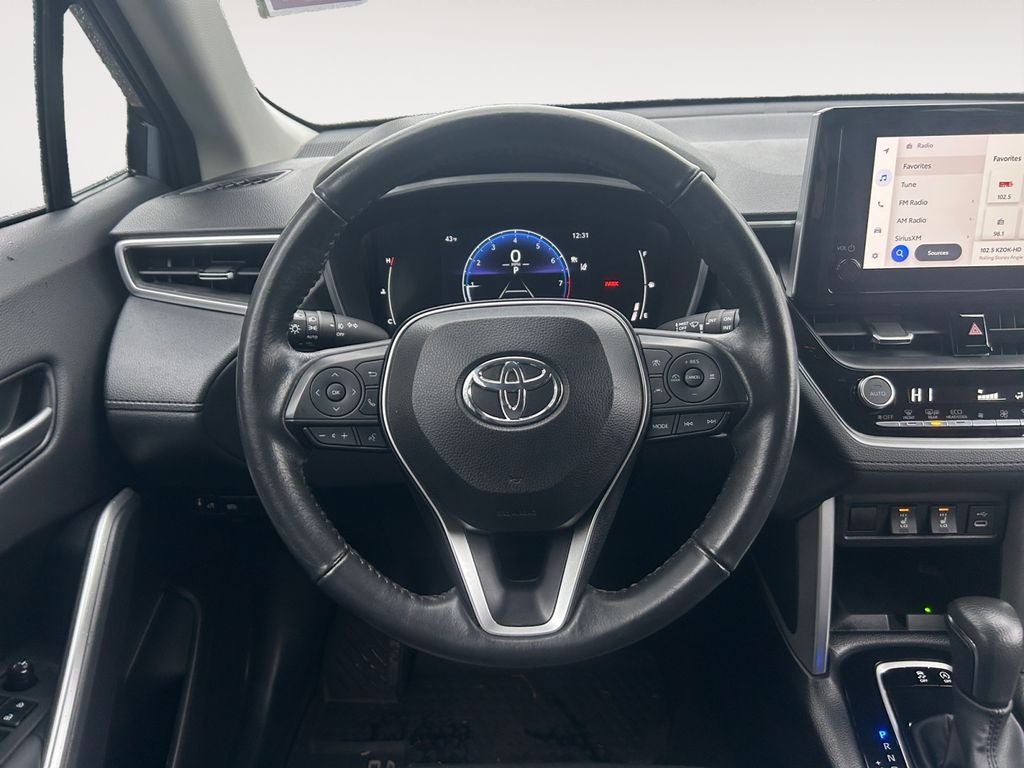2024 Toyota Corolla Cross XLE