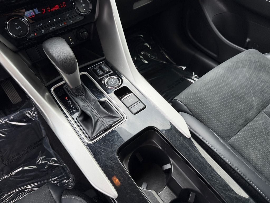 2025 Mitsubishi Eclipse Cross SE