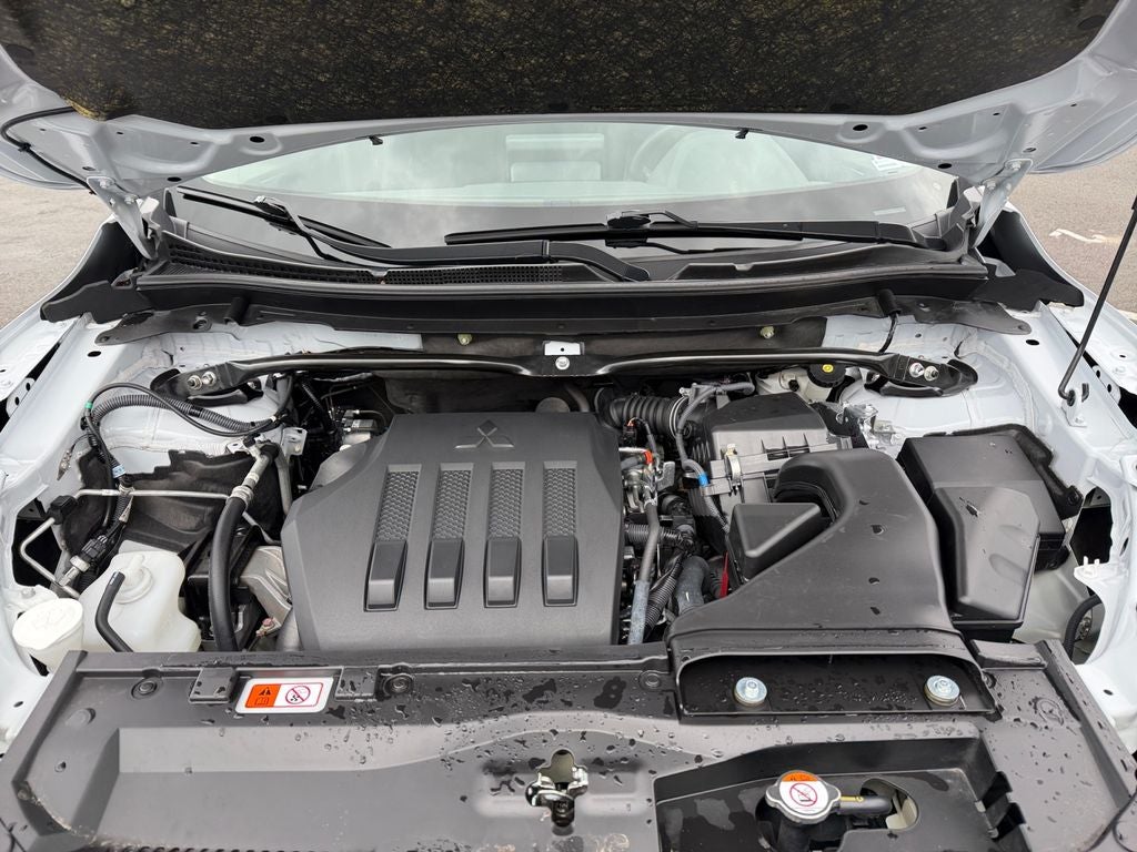 2025 Mitsubishi Eclipse Cross SE
