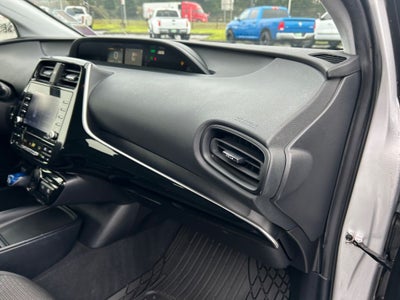 2021 Toyota Prius LE