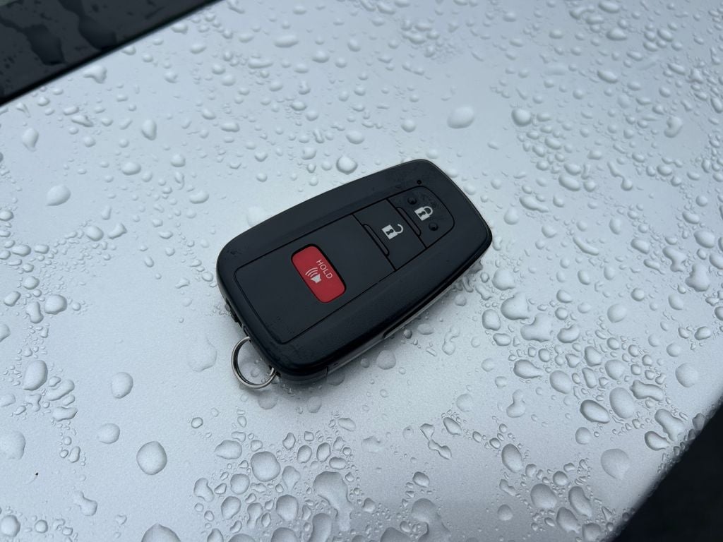 2021 Toyota Prius LE