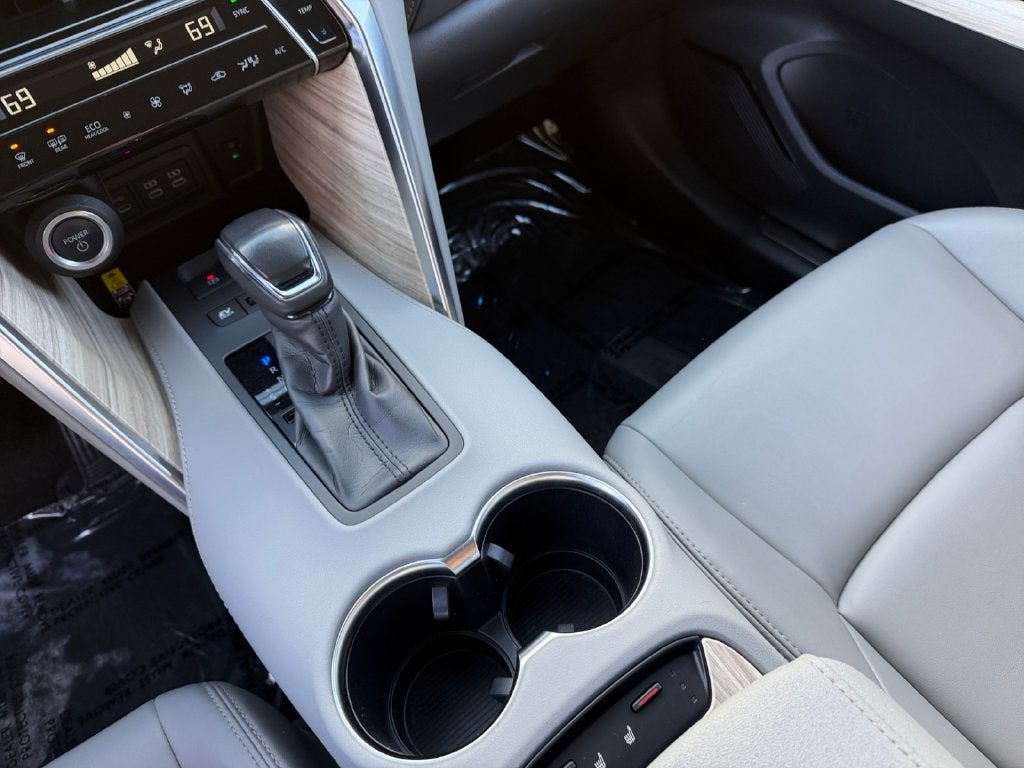 2024 Toyota Venza XLE