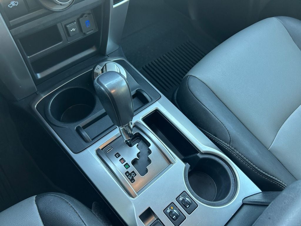 2022 Toyota 4Runner SR5 Premium W/ 3RD ROW