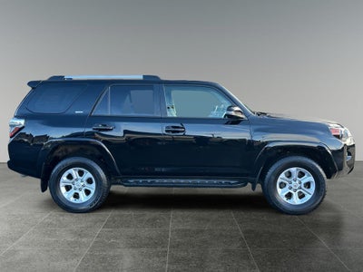 2022 Toyota 4Runner SR5 Premium W/ 3RD ROW