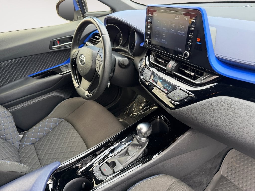 2021 Toyota C-HR XLE