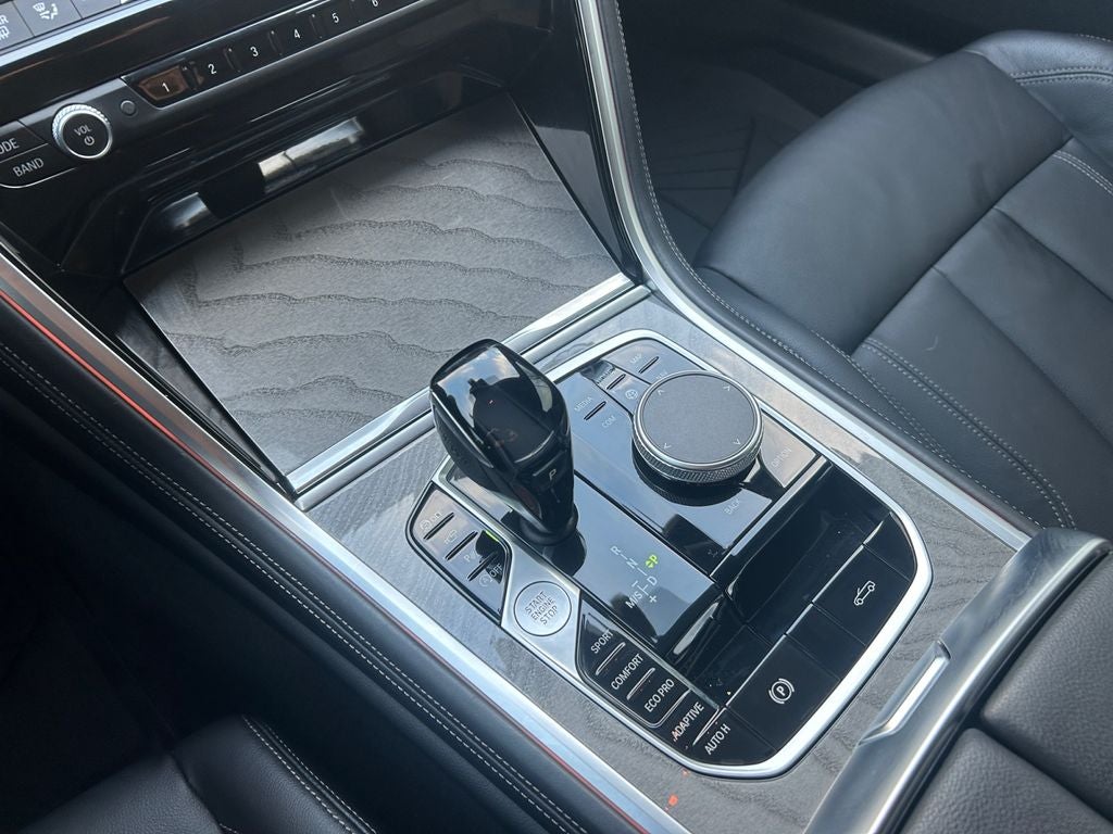 2020 BMW 8 Series 840i