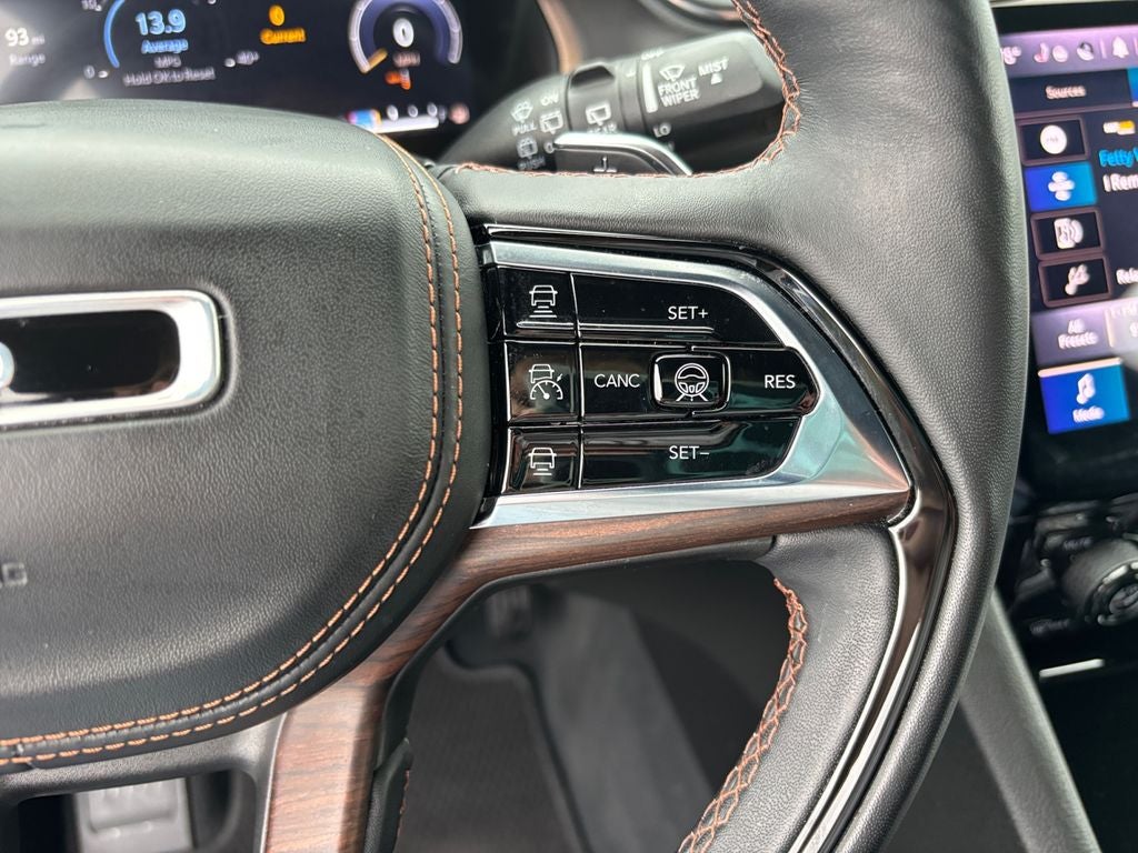 2023 Jeep Grand Cherokee L Summit