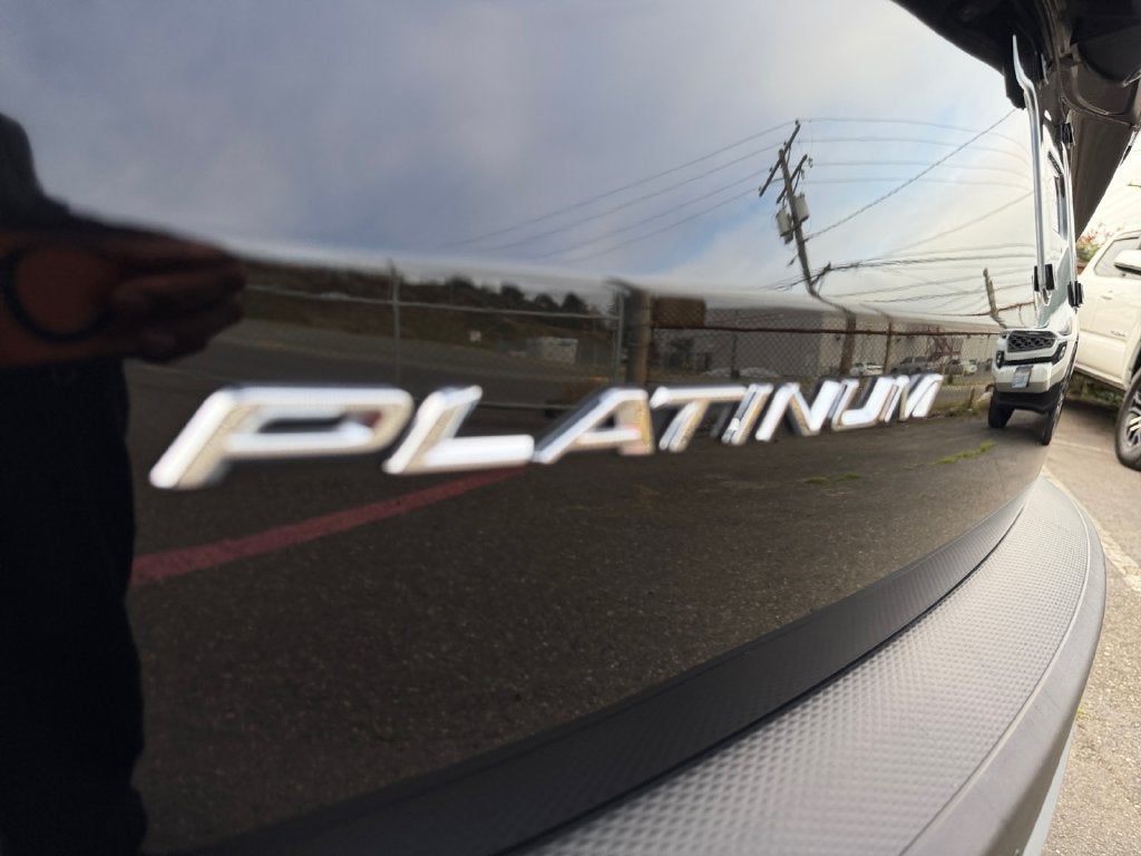 2025 Ford Escape Platinum