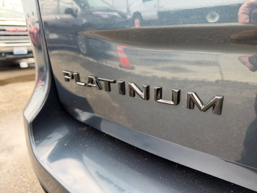 2025 Ford Expedition Max Platinum Stealth