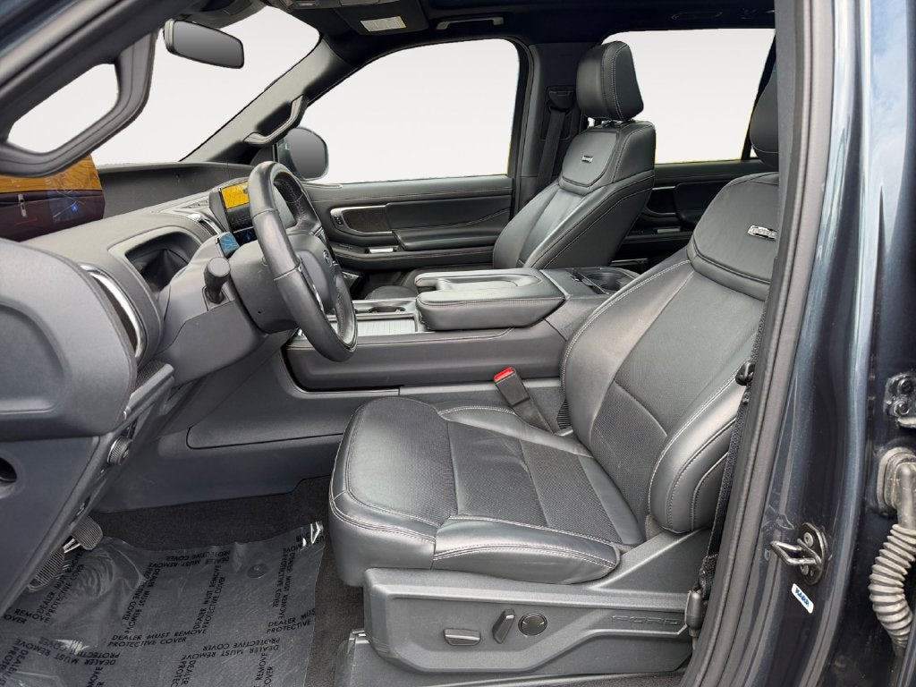 2025 Ford Expedition Max Platinum Stealth