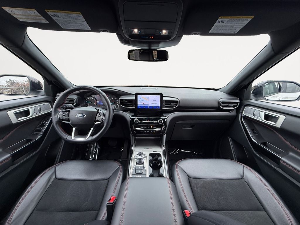 2024 Ford Explorer ST-Line