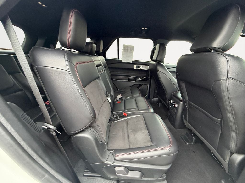 2024 Ford Explorer ST-Line
