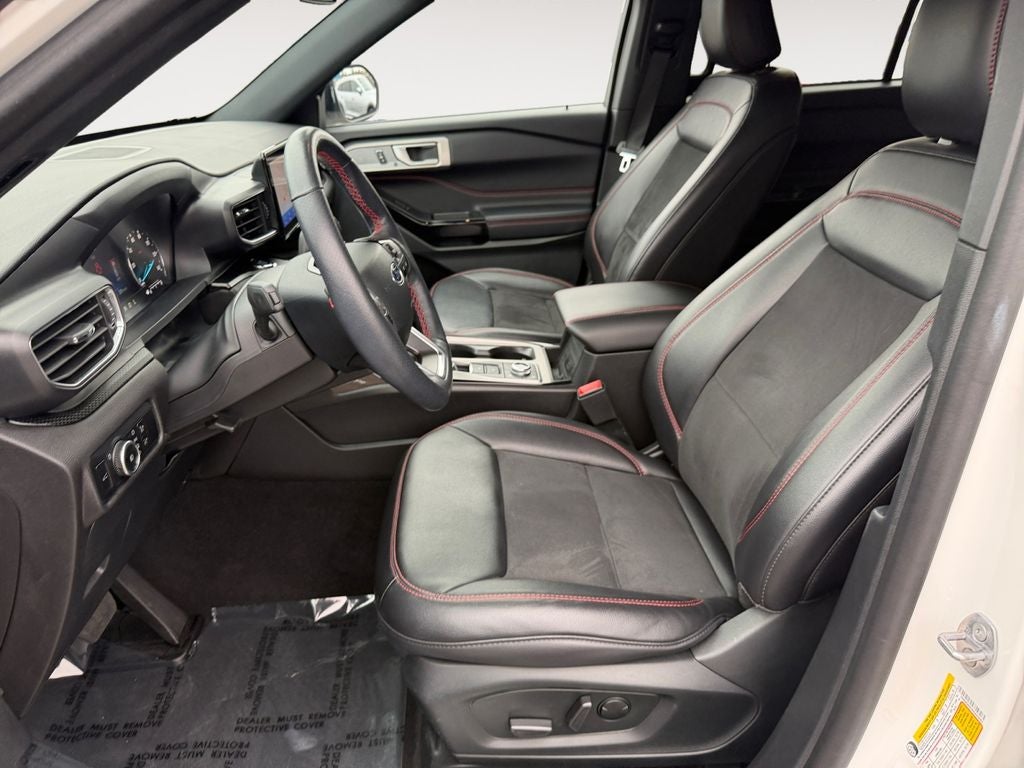 2024 Ford Explorer ST-Line