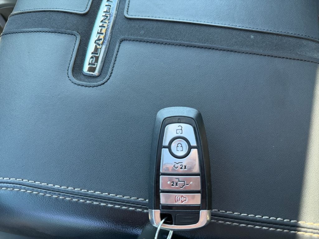 2024 Ford F-150 Lightning Platinum