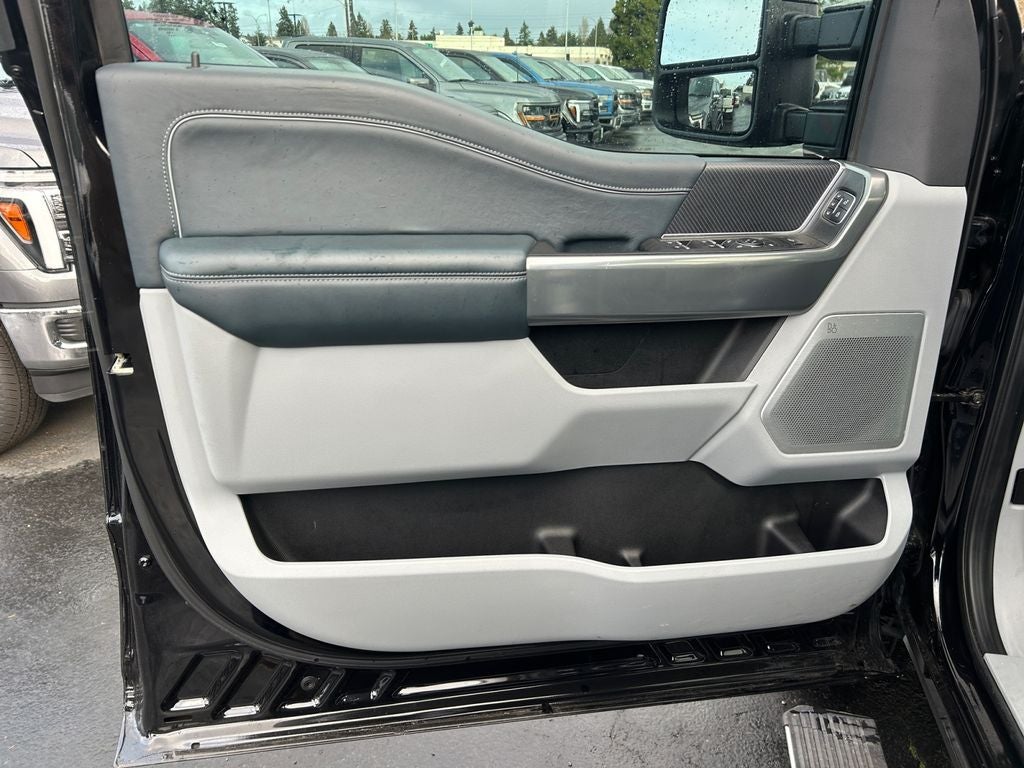 2023 Ford F-350SD Limited