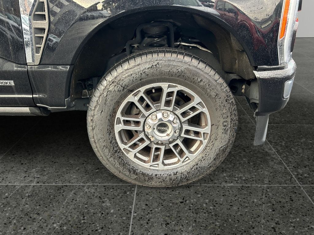 2023 Ford F-350SD Limited