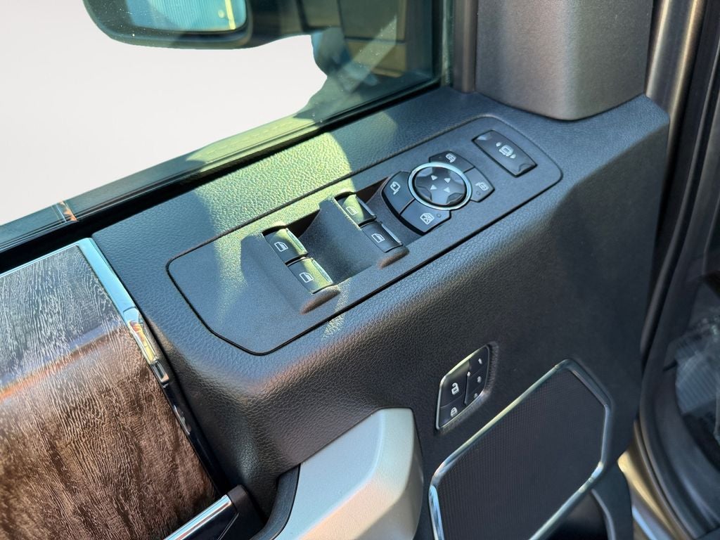 2017 Ford F-350SD Lariat