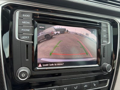 2019 Volkswagen Passat 2.0T SE R-Line