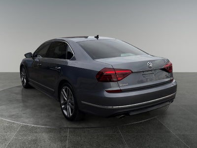 2019 Volkswagen Passat 2.0T SE R-Line