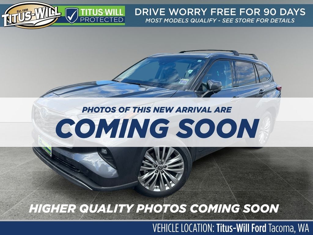 2023 Toyota Highlander Hybrid Platinum