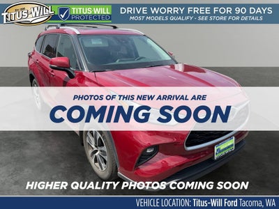 2022 Toyota Highlander Hybrid XLE