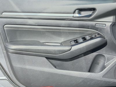 2020 Nissan Altima 2.0 Platinum
