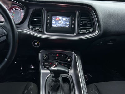 2015 Dodge Challenger SXT