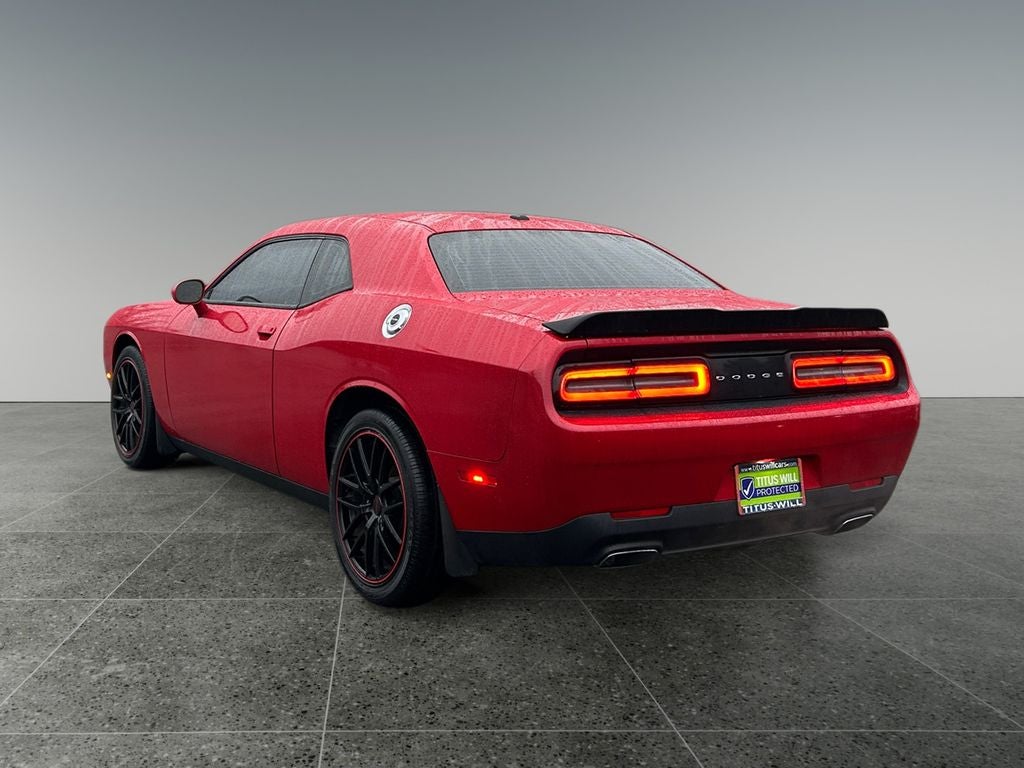 2015 Dodge Challenger SXT