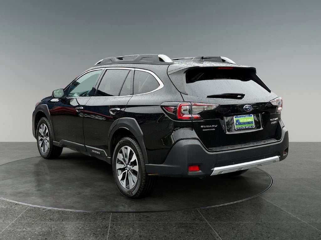 2023 Subaru Outback Touring