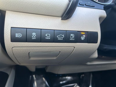 2022 Toyota Camry Hybrid XLE