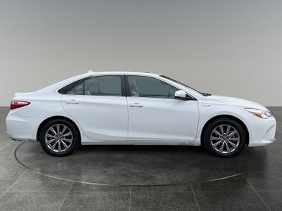 2016 Toyota Camry Hybrid XLE