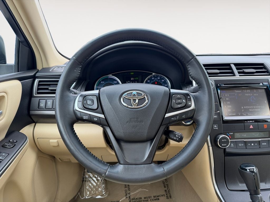 2016 Toyota Camry Hybrid XLE