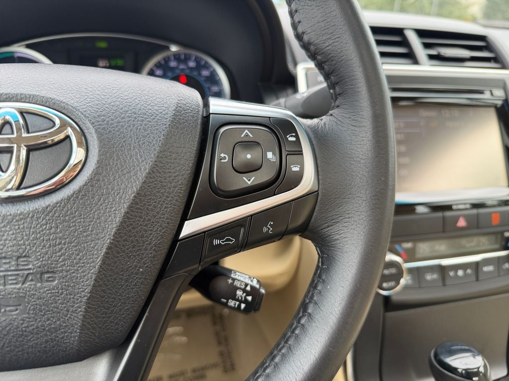 2016 Toyota Camry Hybrid XLE