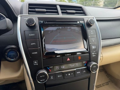 2016 Toyota Camry Hybrid XLE