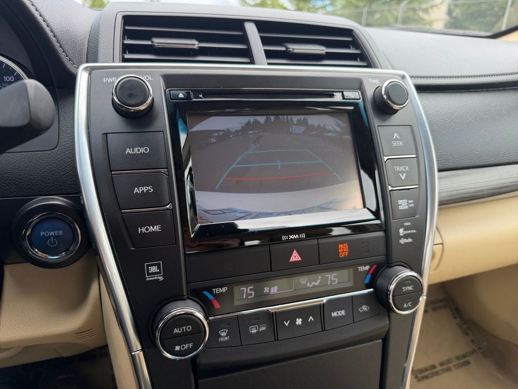 2016 Toyota Camry Hybrid XLE