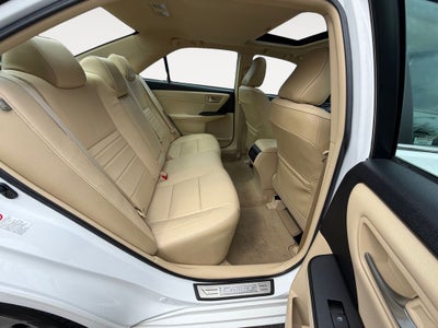 2016 Toyota Camry Hybrid XLE