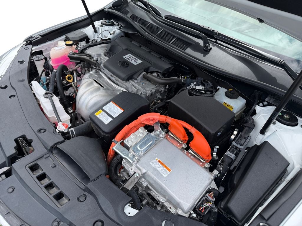 2016 Toyota Camry Hybrid XLE